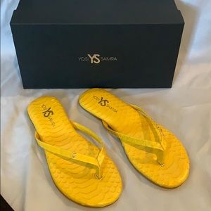 Yosi Samra Rivington leather flip flops NWT Size 8